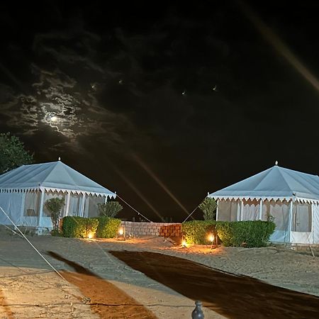 Sunny Desert Camp Kuri Ngoại thất bức ảnh