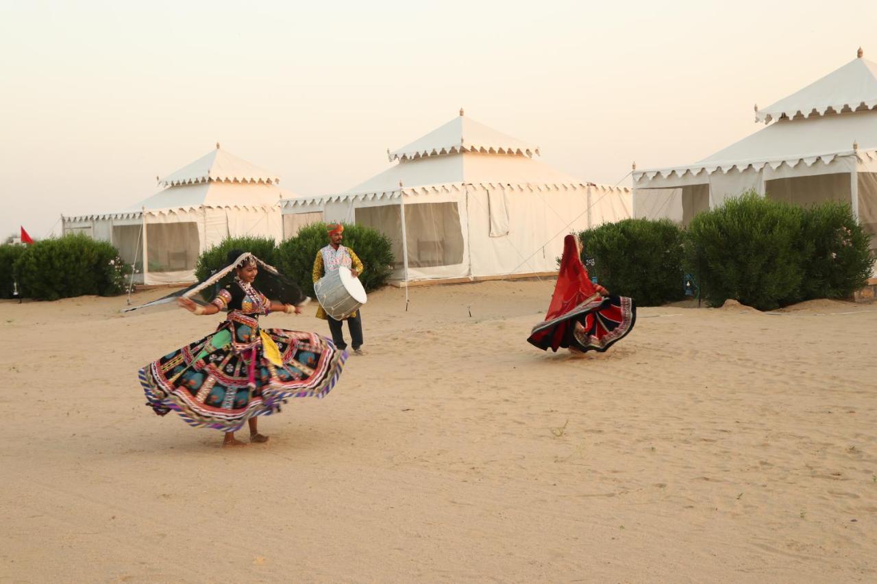 Sunny Desert Camp Kuri Ngoại thất bức ảnh