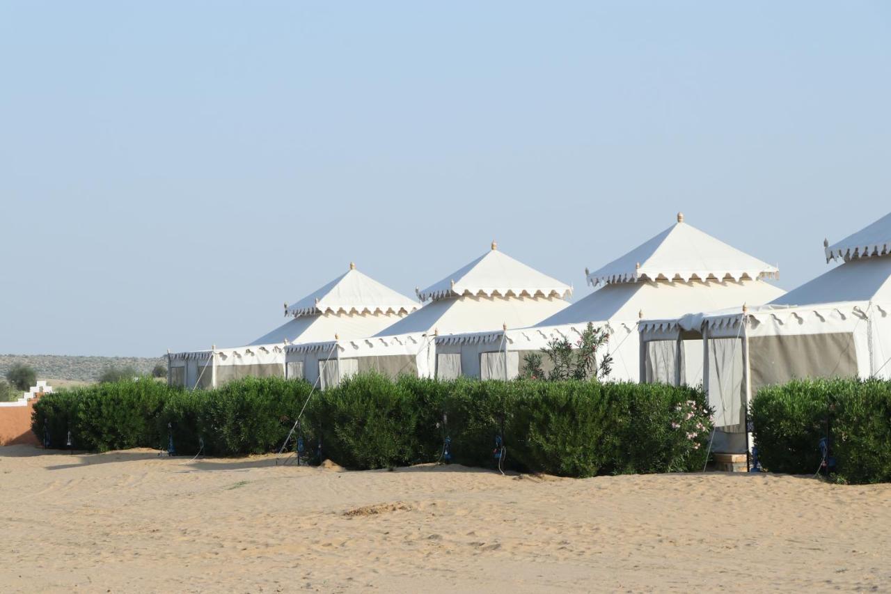 Sunny Desert Camp Kuri Ngoại thất bức ảnh