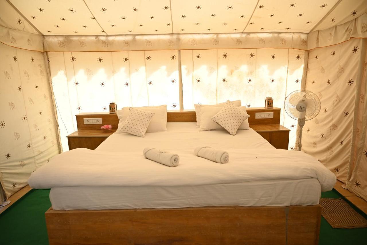 Sunny Desert Camp Kuri Ngoại thất bức ảnh