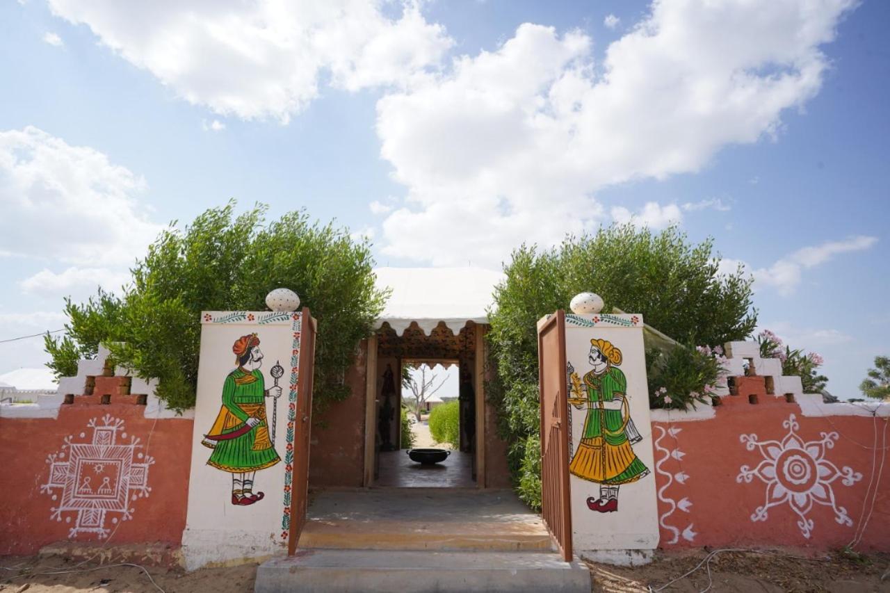 Sunny Desert Camp Kuri Ngoại thất bức ảnh