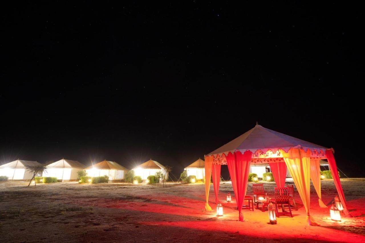 Sunny Desert Camp Kuri Ngoại thất bức ảnh