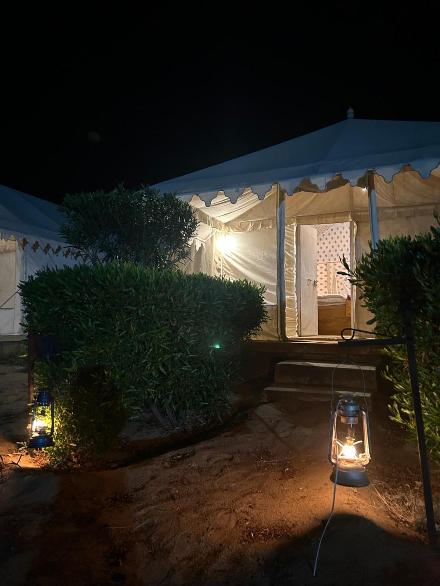 Sunny Desert Camp Kuri Ngoại thất bức ảnh